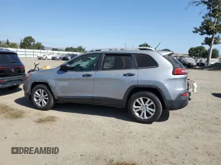 2015 Jeep Cherokee Sport z VIN 1C4PJLABXFW620213, wystawiony jako Copart lot #63294545 z przebiegiem 272 522 mil mil oraz Czysty tytuł • Clean title. Historia ofert i sprzedaży dostępna na DreamBid. Obrazek 2.