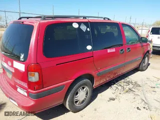 1999 Chevrolet Venture with VIN 1GNDX03E8XD189639, listed as a IAAI auction lot 41654509 with 214,318 mi miles. Bid and sale history available at carsss.com. Image 4.