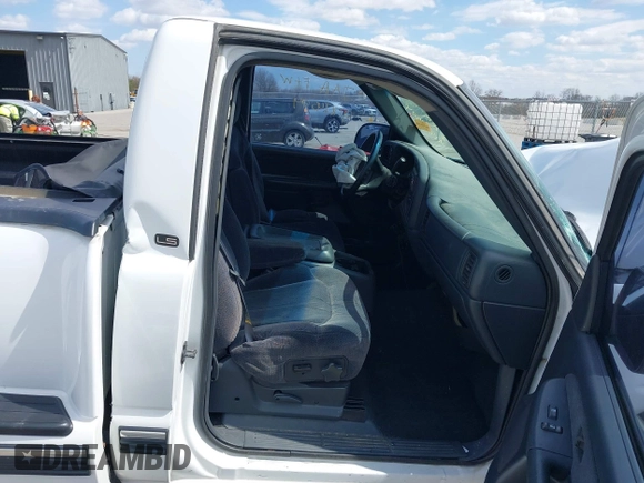 1999 Chevrolet Silverado 1500 LS with VIN 1GCEK14T4XZ168000, listed as a IAAI auction lot 41874504 with 150,011 mi miles. Bid and sale history available at carsss.com. Image 8.