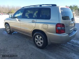 2005 Toyota Highlander with VIN JTEDP21AX50052397, listed as a IAAI auction lot 41703701 with 288,975 mi miles. Bid and sale history available at carsss.com. Image 3.