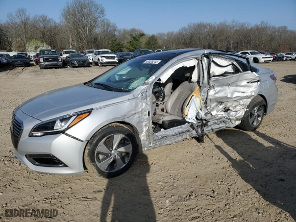2016 Hyundai Sonata Hybrid Limited with VIN KMHE34L18GA009537, listed as a Copart auction lot 49085245 with 0 mi miles and Salvage Title. Bid and sale history available at carsss.com. Image 1.