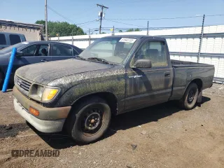 1995 Toyota Tacoma with VIN 4TAUN41B5SZ062126, listed as a Copart auction lot 61940705 with 200,586 mi miles and Clean title. Bid and sale history available at DreamBid. Image 1.