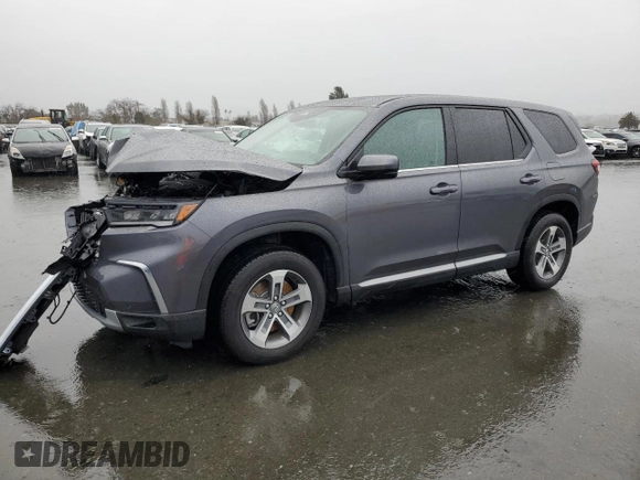 2025 Honda Pilot EX-L with VIN 5FNYG2H45SB007581, listed as a Copart auction lot 44218595 with 5,454 mi miles and Salvage Title. Bid and sale history available at carsss.com. Image 1.