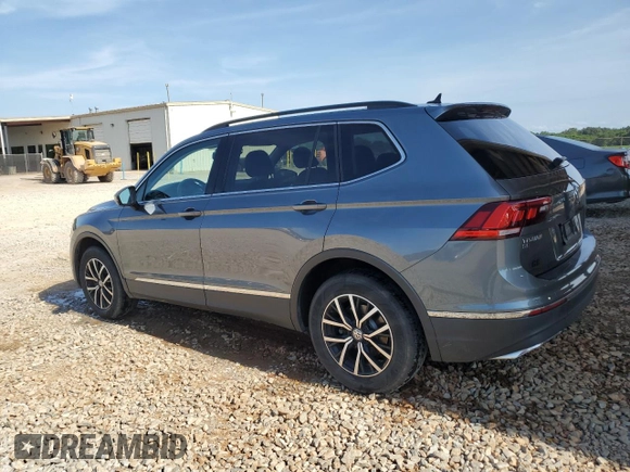 2021 Volkswagen Tiguan SE with VIN 3VV3B7AX6MM078802, listed as a Copart auction lot 61371795 with 69,967 mi miles and Salvage title. Bid and sale history available at DreamBid. Image 2.