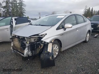 2014 Toyota Prius Plug-In with VIN JTDKN3DP9E3050355, listed as a IAAI auction lot 41466072 with NaN miles. Bid and sale history available at carsss.com. Image 18.