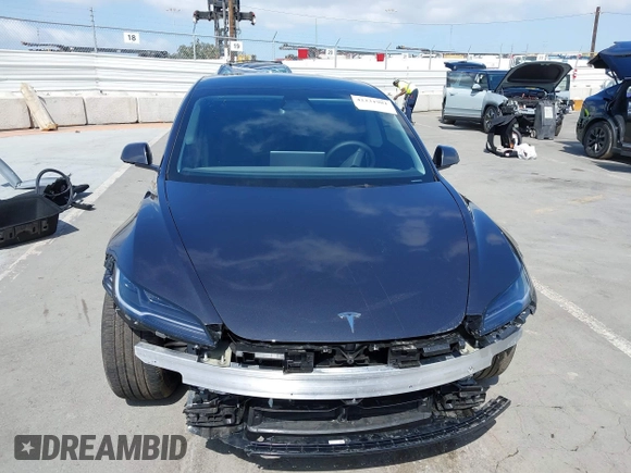 2025 Tesla Model 3 Long Range с VIN 5YJ3E1EB5SF960787, выставлен на аукционе IAAI как лот 42231981 с пробегом Не указан миль и . История ставок и продаж доступна на DreamBid. Изображение 12.