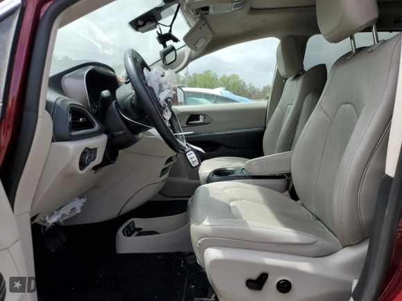 2021 Chrysler Pacifica Touring L с VIN 2C4RC1BG9MR559184, выставлен на аукционе Copart как лот 56702195 с пробегом 31 946 миль миль и На запчасти • Non repairable. История ставок и продаж доступна на DreamBid. Изображение 7.