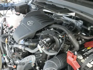 2024 Toyota Highlander XLE с VIN 5TDAAAB58RS057220, выставлен на аукционе IAAI как лот 42299254 с пробегом 7 346 миль миль и . История ставок и продаж доступна на DreamBid. Изображение 19.