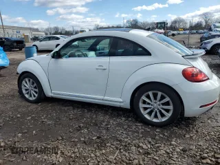 2019 Volkswagen Beetle SE with VIN 3VWJD7AT7KM707314, listed as a Copart auction lot 45299335 with 35,919 mi miles and Salvage Title. Bid and sale history available at carsss.com. Image 2.