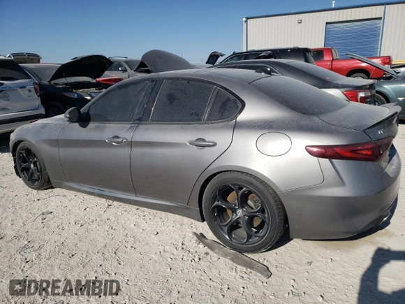 2017 Alfa Romeo Giulia with VIN ZARFAEDN6H7556820, listed as a Copart auction lot 48785203 with 39,241 mi miles. Bid and sale history available at carsss.com. Image 2.