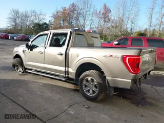 2021 Ford F-150 XL with VIN 1FTFW1E88MKE24484, listed as a IAAI auction lot 41655048 with 60,057 mi miles. Bid and sale history available at carsss.com. Image 3.