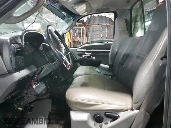 2006 Ford F-350 XL with VIN 1FTWF31P26ED59089, listed as a Copart auction lot 47406855 with 197,393 mi miles and Salvage title. Bid and sale history available at DreamBid. Image 7.