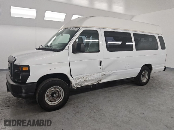 2013 Ford Econoline Cargo Commercial with VIN 1FTNS2EW5DDA19960, listed as a Copart auction lot 47028585 with 27,714 mi miles and Clean Title. Bid and sale history available at carsss.com. Image 1.