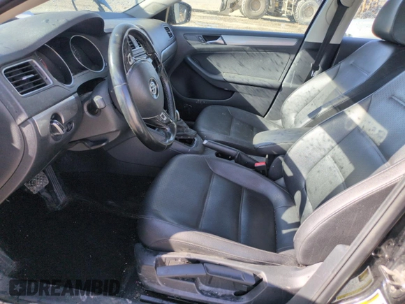 2015 Volkswagen Jetta SE с VIN 3VWD17AJ8FM273897, выставлен на аукционе Copart как лот 51841365 с пробегом 95 315 миль миль и Чистый • Clean title. История ставок и продаж доступна на DreamBid. Изображение 7.