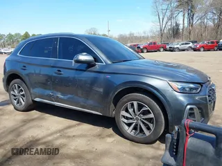 2024 Audi Q5 S line Premium z VIN WA1GAAFY8R2072137, wystawiony jako IAAI lot #41993895 z przebiegiem 28 437 mil mil oraz . Historia ofert i sprzedaży dostępna na DreamBid. Obrazek 13.