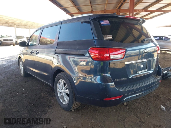 2016 Kia Sedona LX with VIN KNDMB5C18G6202573, listed as a IAAI auction lot 41841796 with 68,568 mi miles. Bid and sale history available at carsss.com. Image 3.