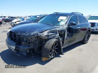 2005 Infiniti FX35 with VIN JNRAS08W95X215995, listed as a IAAI auction lot 42085118 with 295,901 mi miles. Bid and sale history available at carsss.com. Image 6.