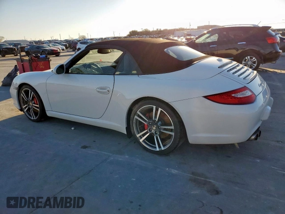 2011 Porsche 911 Carrera S z VIN WP0CB2A91BS754113, wystawiony jako Copart lot #46034565 z przebiegiem Nie podano mil oraz Szkoda całkowita • Salvage title. Historia ofert i sprzedaży dostępna na DreamBid. Obrazek 2.