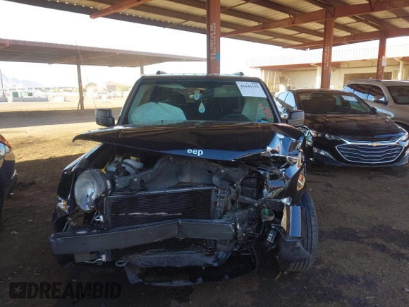 2014 Jeep Patriot Sport with VIN 1C4NJPBB7ED915924, listed as a IAAI auction lot 41641555 with 131,732 mi miles. Bid and sale history available at carsss.com. Image 12.