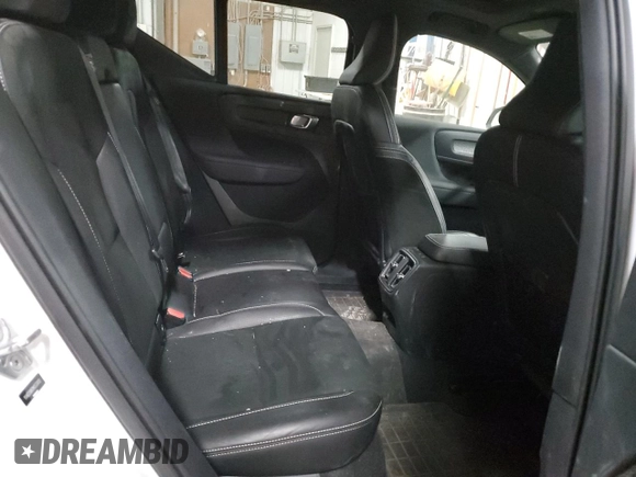 2021 Volvo XC40 with VIN YV4ED3UR3M2533813, listed as a Copart auction lot 52791125 with 32,111 mi miles and Salvage title. Bid and sale history available at DreamBid. Image 11.