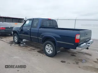 1997 Toyota T100 SR5 with VIN JT4UN24D7V0048050, listed as a IAAI auction lot 41556487 with 325,187 mi miles and . Bid and sale history available at DreamBid. Image 3.