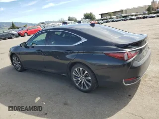 2021 Lexus ES with VIN 58ADA1C1XMU012636, listed as a Copart auction lot 45166995 with 138,946 mi miles and Salvage Title. Bid and sale history available at carsss.com. Image 2.