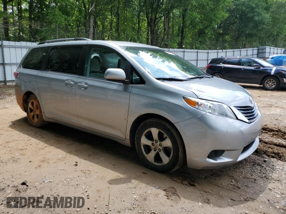 2017 Toyota Sienna LE Auto Access Seat с VIN 5TDKZ3DC4HS895585, выставлен на аукционе Copart как лот 56331015 с пробегом 92 960 миль миль и Списание • Salvage title. История ставок и продаж доступна на DreamBid. Изображение 4.