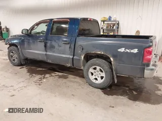 2006 Dodge Dakota SLT with VIN 1D7HW48N16S710729, listed as a IAAI auction lot 41568772 with 133,078 mi miles. Bid and sale history available at carsss.com. Image 3.