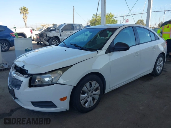 2014 Chevrolet Cruze LS with VIN 1G1PA5SG7E7119819, listed as a IAAI auction lot 42287424 with 133,279 mi miles and . Bid and sale history available at DreamBid. Image 18.