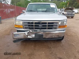 1996 Ford F-150 with VIN 1FTEX15H6TKA38105, listed as a IAAI auction lot 41936330 with 198,732 mi miles. Bid and sale history available at carsss.com. Image 6.