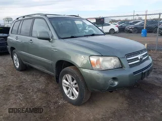 2007 Toyota Highlander Hybrid with VIN JTEHW21A170043868, listed as a IAAI auction lot 41679643 with 213,509 mi miles. Bid and sale history available at carsss.com. Image 1.