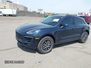 2018 Porsche Macan S with VIN WP1AB2A56JLB40010, listed as a IAAI auction lot 42126731 with 30,016 mi miles and . Bid and sale history available at DreamBid. Image 19.