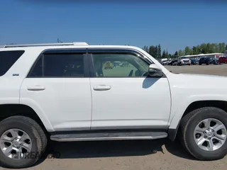 2016 Toyota 4Runner Limited with VIN JTEBU5JR2G5336832, listed as a IAAI auction lot 42107567 with 148,420 mi miles and . Bid and sale history available at DreamBid. Image 14.