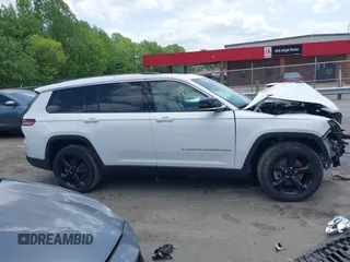 2021 Jeep Grand Cherokee Limited with VIN 1C4RJKBG4M8136830, listed as a IAAI auction lot 42075433 with 41,503 mi miles and . Bid and sale history available at DreamBid. Image 14.