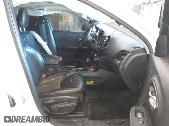 2020 Jeep Cherokee Trailhawk с VIN 1C4PJMBX5LD504439, выставлен на аукционе IAAI как лот 41867668 с пробегом 76 047 миль миль и . История ставок и продаж доступна на DreamBid. Изображение 5.