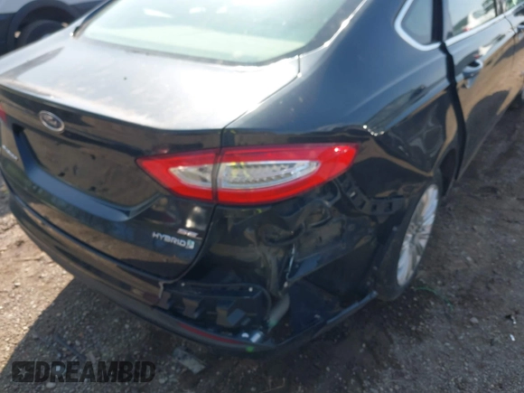 2013 Ford Fusion SE Hybrid with VIN 3FA6P0LUXDR375099, listed as a IAAI auction lot 41914387 with 133,178 mi miles. Bid and sale history available at carsss.com. Image 13.