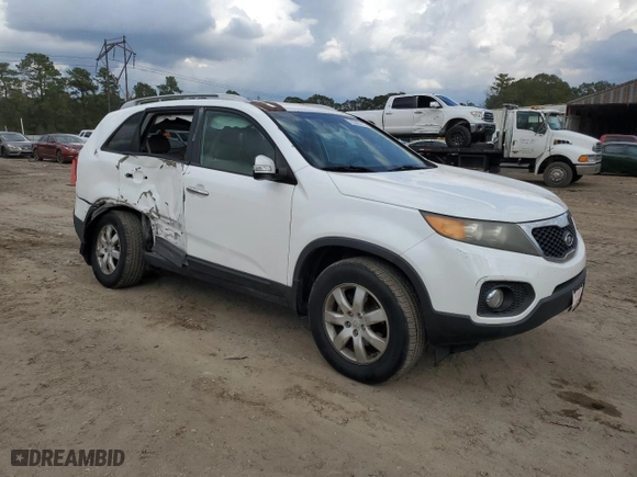 2011 Kia Sorento LX with VIN 5XYKT3A10BG007424, listed as a Copart auction lot 76543113 with 100,548 mi miles and Salvage Title. Bid and sale history available at carsss.com. Image 4.