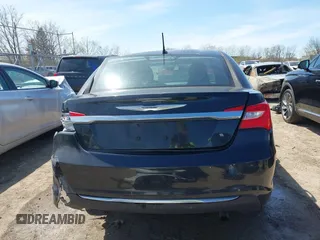 2012 Chrysler 200 Limited with VIN 1C3CCBCB5CN250360, listed as a IAAI auction lot 42097883 with 91,746 mi miles and . Bid and sale history available at carsss.com. Image 17.