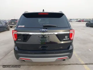 2016 Ford Explorer XLT with VIN 1FM5K7D82GGA84926, listed as a IAAI auction lot 41824920 with 121,702 mi miles. Bid and sale history available at carsss.com. Image 17.