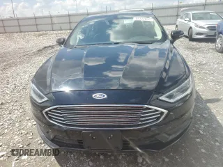 2018 Ford Fusion SE z VIN 3FA6P0LU6JR273861, wystawiony jako Copart lot #55722005 z przebiegiem 127 633 mil mil oraz Szkoda całkowita • Salvage title. Historia ofert i sprzedaży dostępna na DreamBid. Obrazek 5.