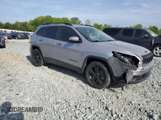 2018 Jeep Cherokee Latitude with VIN 1C4PJLCX9JD558638, listed as a Copart auction lot 53163395 with 80,730 mi miles and Salvage title. Bid and sale history available at DreamBid. Image 4.