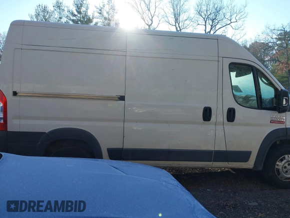 2018 Ram ProMaster Cargo with VIN 3C6TRVCG6JE110222, listed as a IAAI auction lot 41010863 with 75,639 mi miles and . Bid and sale history available at DreamBid. Image 13.