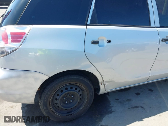 2006 Toyota Matrix STD with VIN 2T1KR32E46C619238, listed as a IAAI auction lot 42242301 with 194,840 mi miles and . Bid and sale history available at DreamBid. Image 6.