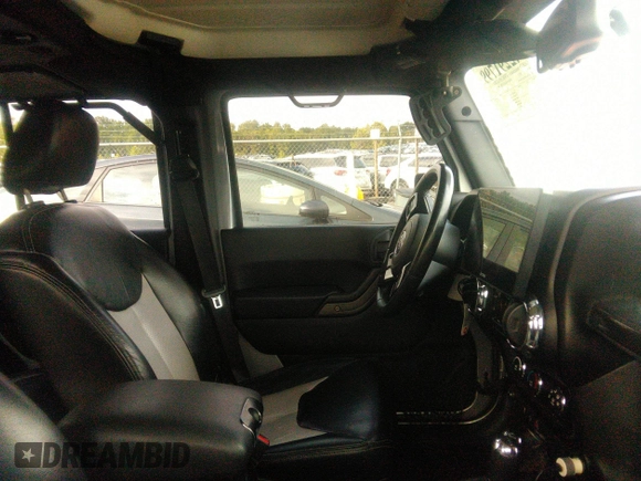 2016 Jeep Wrangler Unlimited Sport с VIN 1C4BJWDG0GL218996, выставлен на аукционе IAAI как лот 42291799 с пробегом 114 841 миль миль и . История ставок и продаж доступна на DreamBid. Изображение 5.