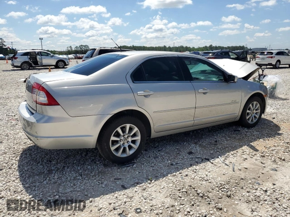 2007 Mercury Milan with VIN 3MEHM07Z27R620031, listed as a Copart auction lot 56409715 with 197,418 mi miles and Salvage title. Bid and sale history available at DreamBid. Image 3.
