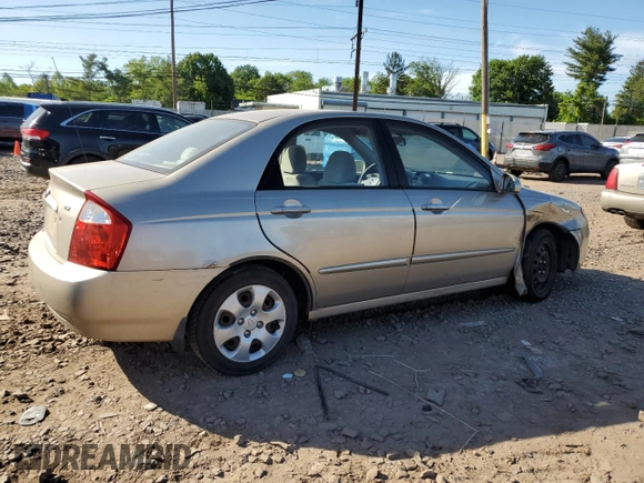 2006 Kia Spectra EX z VIN KNAFE121365269433, wystawiony jako Copart lot #56634735 z przebiegiem 86 551 mil mil oraz Szkoda całkowita • Salvage title. Historia ofert i sprzedaży dostępna na DreamBid. Obrazek 3.