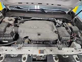 2019 Chevrolet Colorado 4WD Work Truck with VIN 1GCGTBEN8K1225964, listed as a IAAI auction lot 42121922 with 128,029 mi miles. Bid and sale history available at carsss.com. Image 1.
