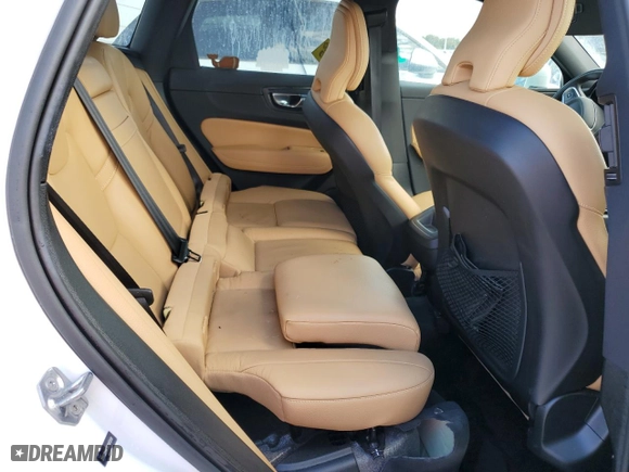 2019 Volvo XC60 Momentum with VIN YV4A22RK5K1383510, listed as a Copart auction lot 77253384 with 0 mi miles and Salvage Title. Bid and sale history available at carsss.com. Image 10.