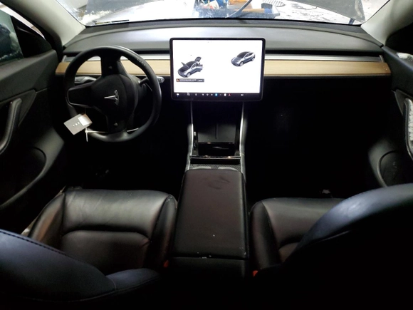 2020 Tesla Model Y Long Range with VIN 5YJYGDEE6LF017241, listed as a Copart auction lot 45056195 with 87,633 mi miles and Salvage Title. Bid and sale history available at carsss.com. Image 8.