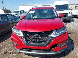 2017 Nissan Rogue SL z VIN 5N1AT2MV4HC778305, wystawiony jako IAAI lot #42380176 z przebiegiem 139 778 mil mil oraz . Historia ofert i sprzedaży dostępna na DreamBid. Obrazek 6.